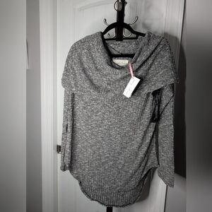 NWT Evy's Tree Emily Cowl Neck Sweater Heather Grey, Large